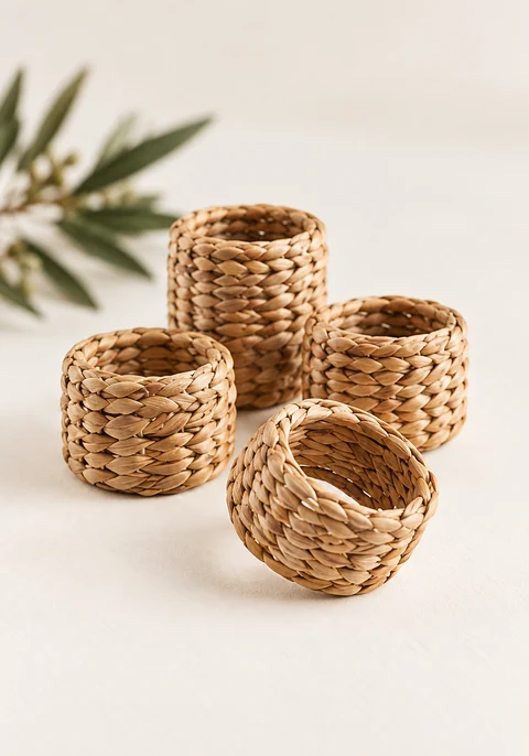 Category inspiration: Woven natural napkin rings